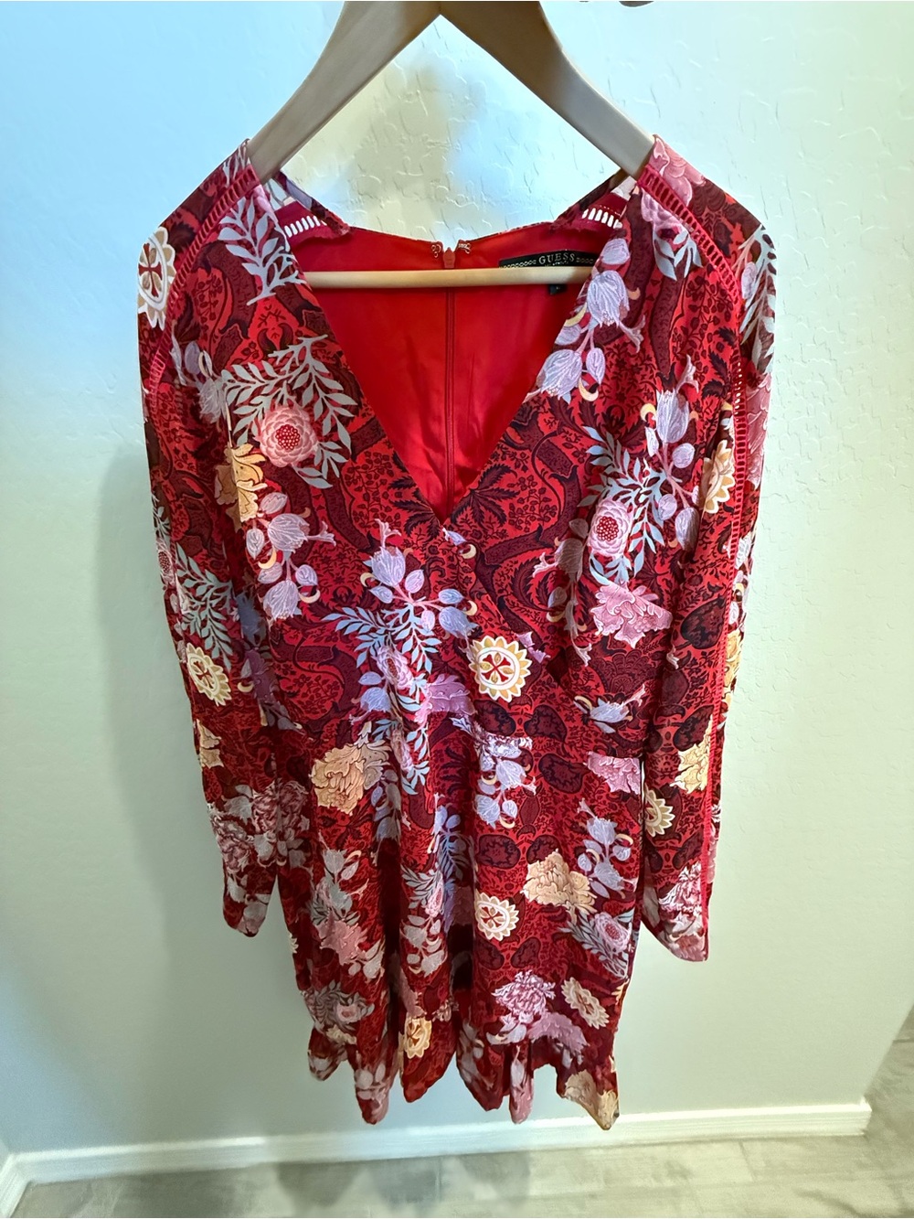 GUESS Red Floral V-Neck Long Sleeve Tunic